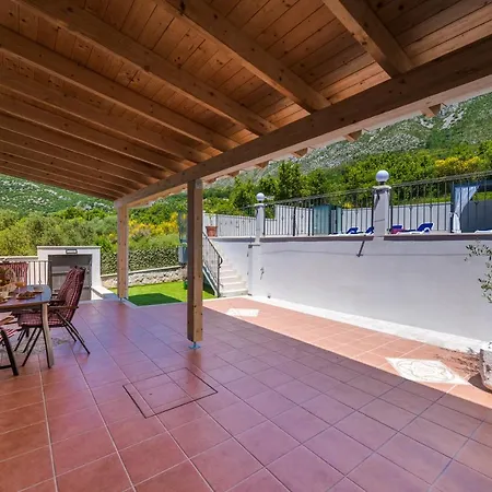 Anny Βίλα Mokošica